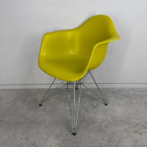 Vitra Eames DAR (vs4832)